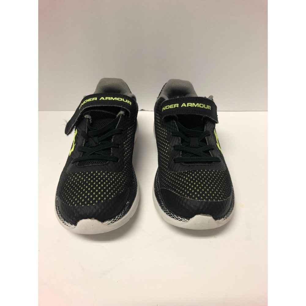 BOYS UNDER ARMOR SHOES